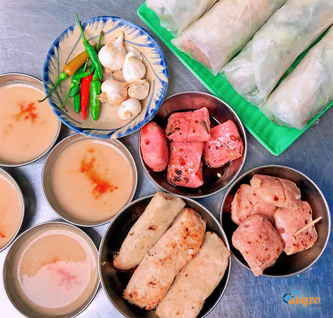 Phố ẩm thực Phan Bội Châu chính là thiên đường ăn uống ngon, no, rẻ dành cho bạn.